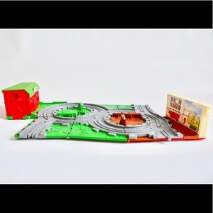 Thomas and Friends Take-N-Play McColl’s Farm